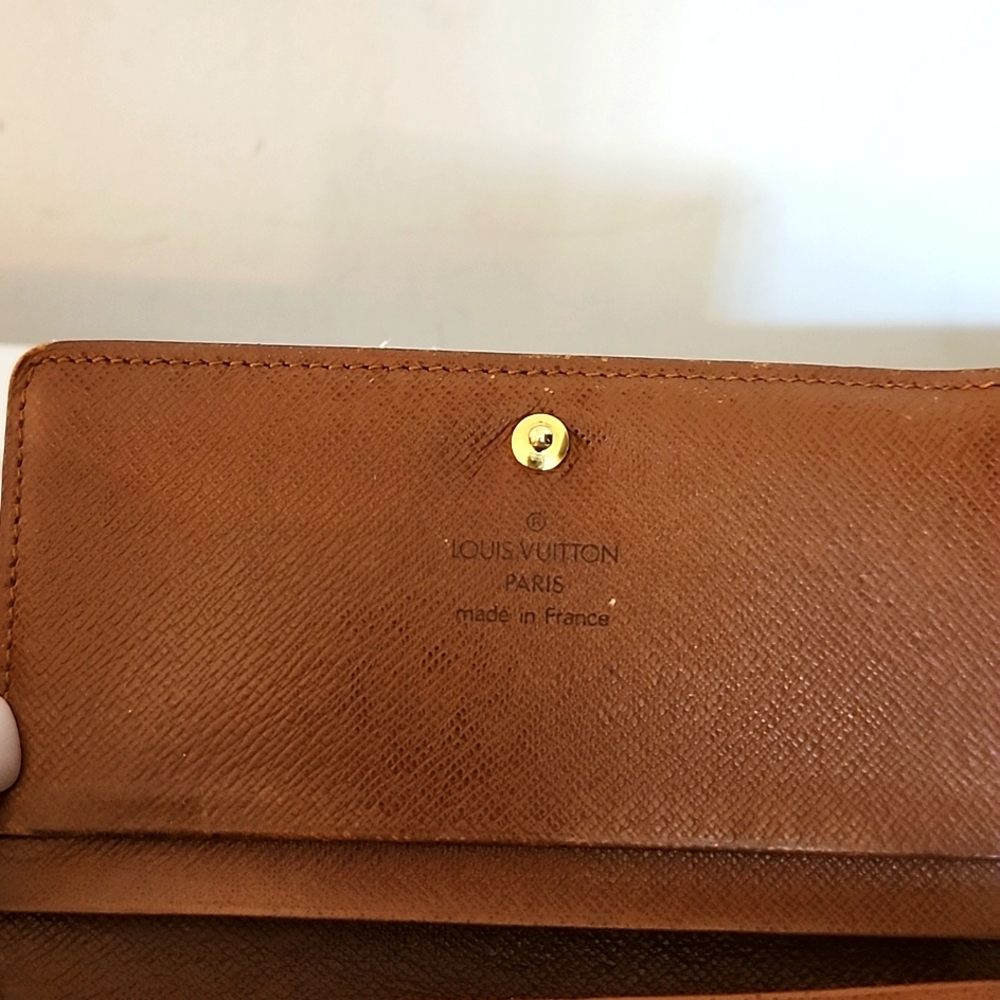 LV Mono Snap Wallet - Picture 7 of 9